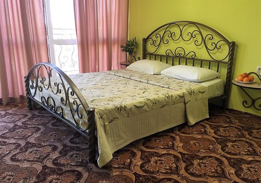 VILLA FAMILIA (ВИЛЛА ФАМИЛИЯ),мини-гостиница эконом - 133