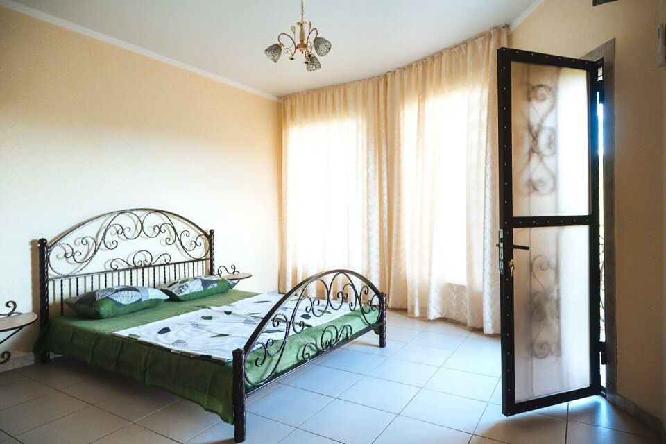 VILLA FAMILIA (ВИЛЛА ФАМИЛИЯ),мини-гостиница эконом - 66