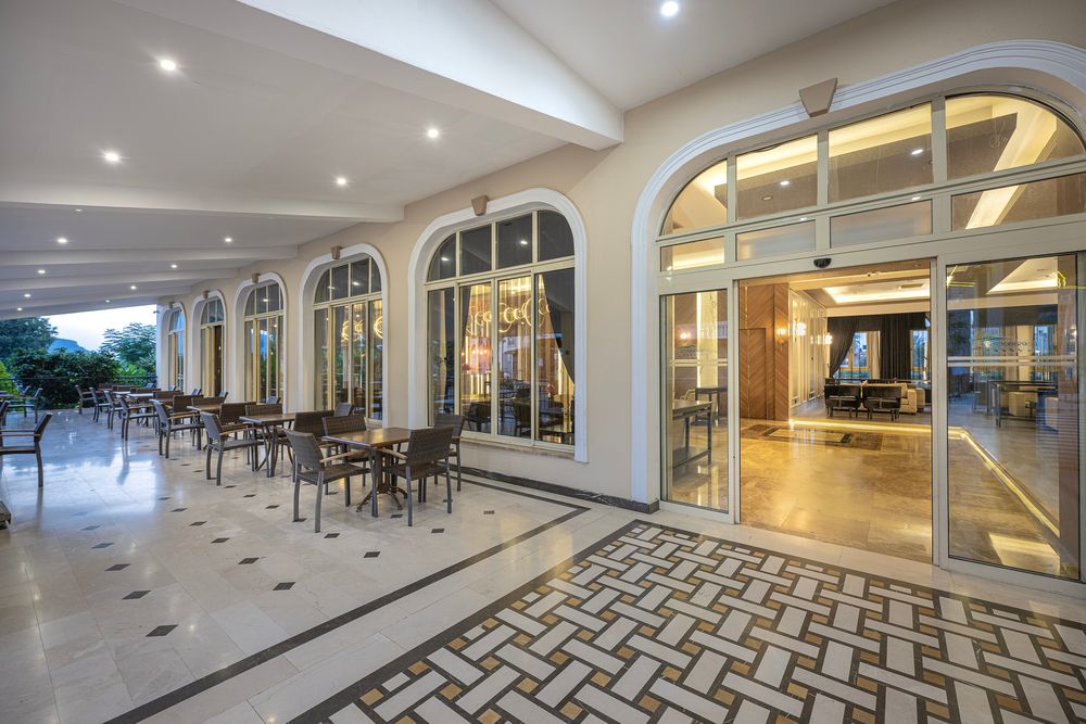 Loceanica Beach Resort - 9