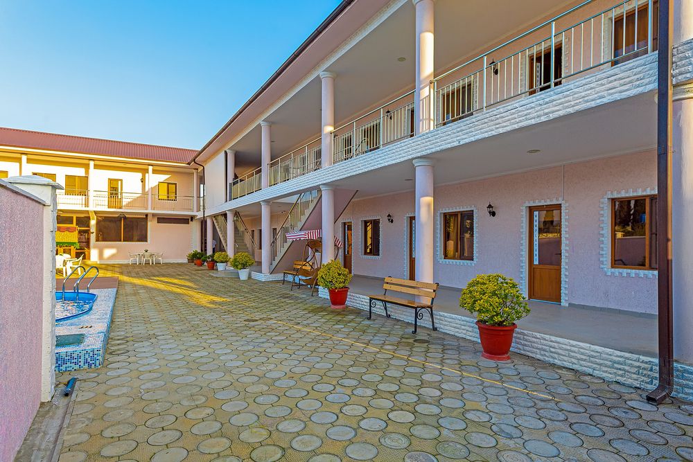 PLATAN, мини-отель эконом - 2