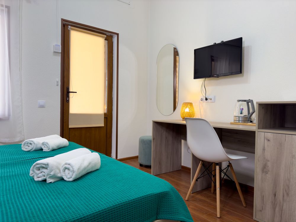 PLATAN, мини-отель эконом - 37