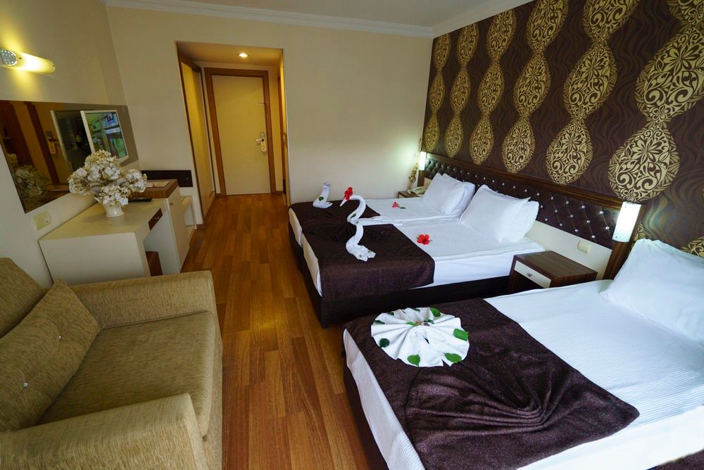 Armas Beach Hotel - 11