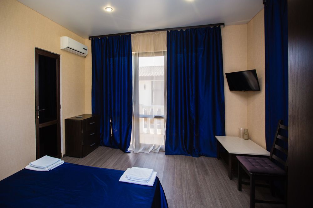 WHITE HOTEL (БЕЛЫЙ ДОМ), гостевой дом стандарт - 28