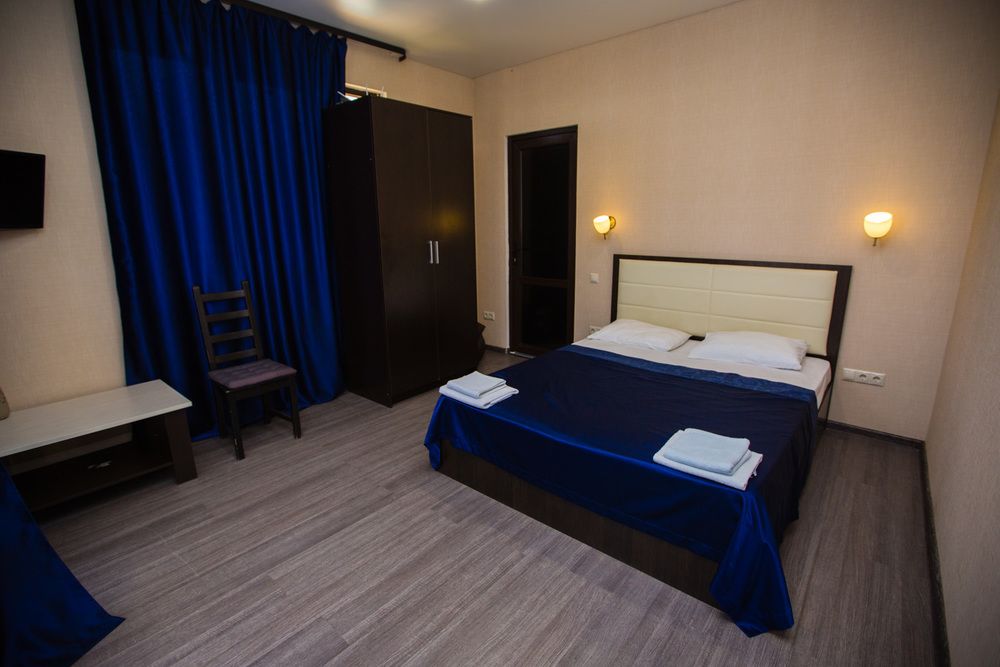 WHITE HOTEL (БЕЛЫЙ ДОМ), гостевой дом стандарт - 27