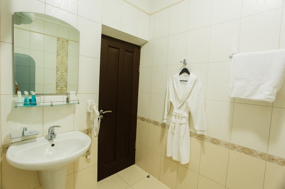 HOTEL VILLA VICTORIA (ВИЛЛА  ВИКТОРИЯ), отель комфорт - 26