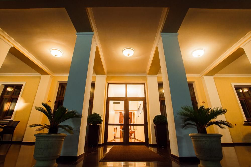 HOTEL VILLA VICTORIA (ВИЛЛА  ВИКТОРИЯ), отель комфорт - 2