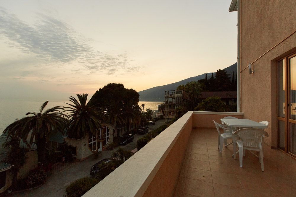 OLD GAGRA (ОЛД ГАГРА), отель стандарт - 86