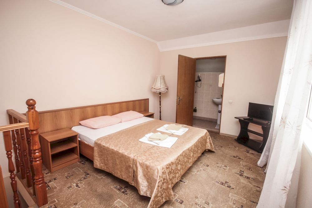 АБХАЗ-ЛЕО, гостевой дом эконом - 26