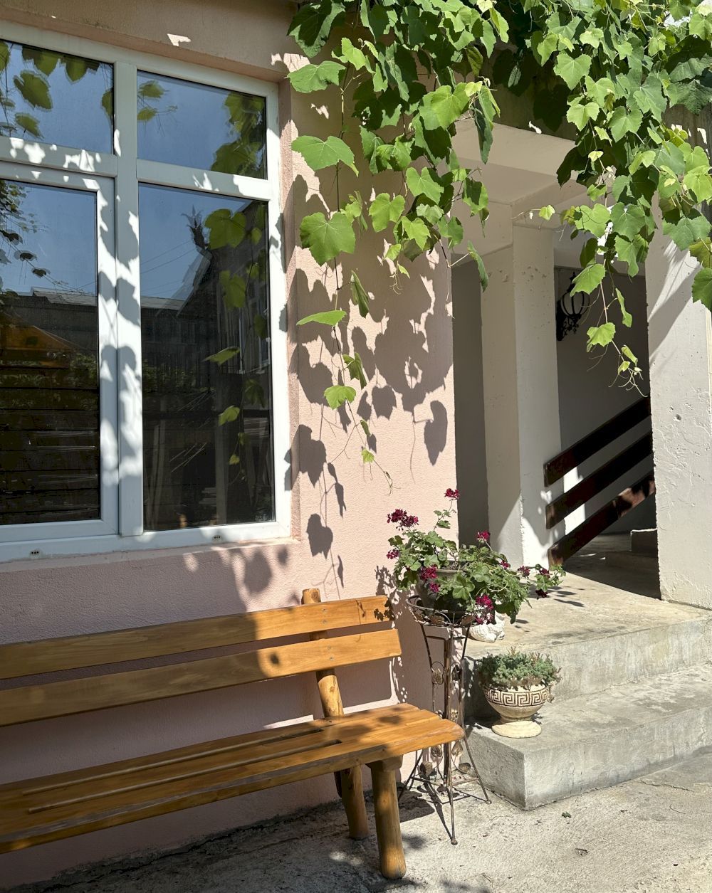 АБХАЗ-ЛЕО, гостевой дом эконом - 4