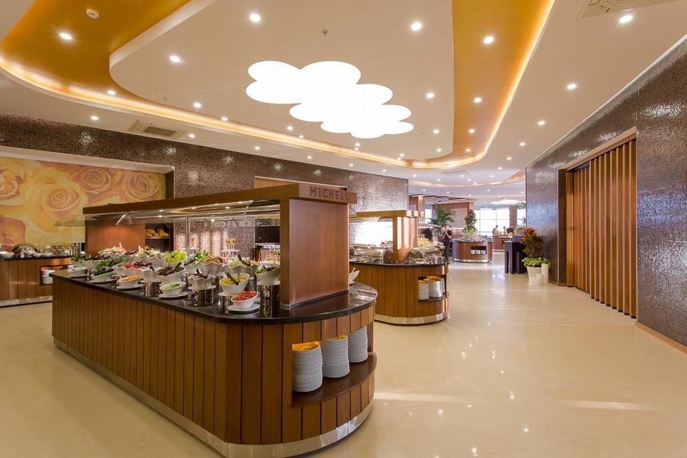 Michell Hotel (only adults 16+) - 25