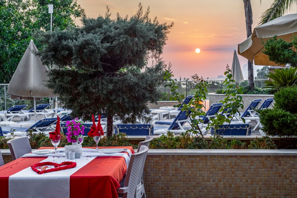 Michell Hotel (only adults 16+) - 34