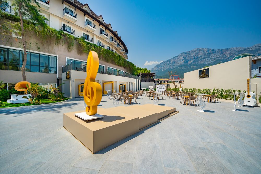 Gravel Hotels Select - 12