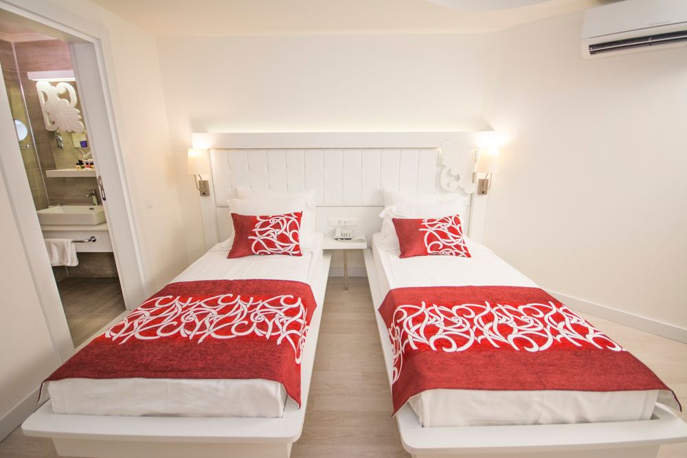 Laguna Beach Alya Resort & Spa Hotel - 27