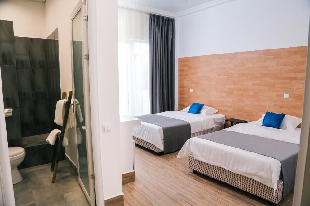 HIGOS HOTEL, отель комфорт - 29