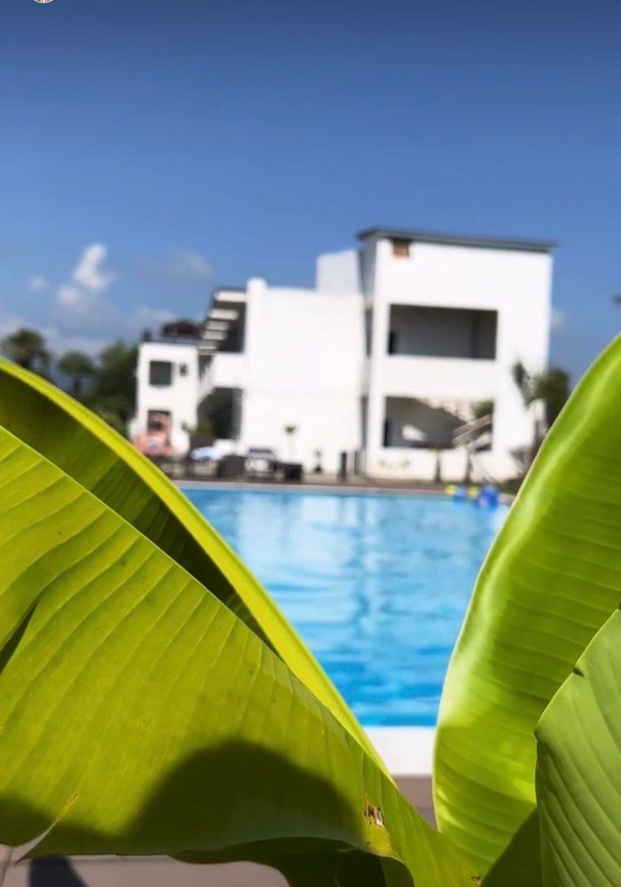 HIGOS HOTEL, отель комфорт - 3