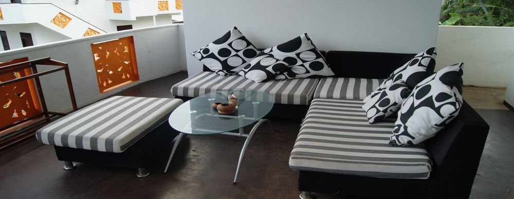 PRIME TIME HOTEL - 19