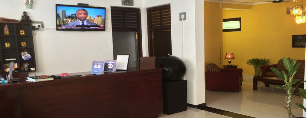 PRIME TIME HOTEL - 7