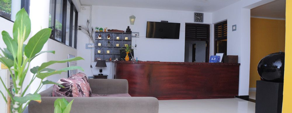 PRIME TIME HOTEL - 8