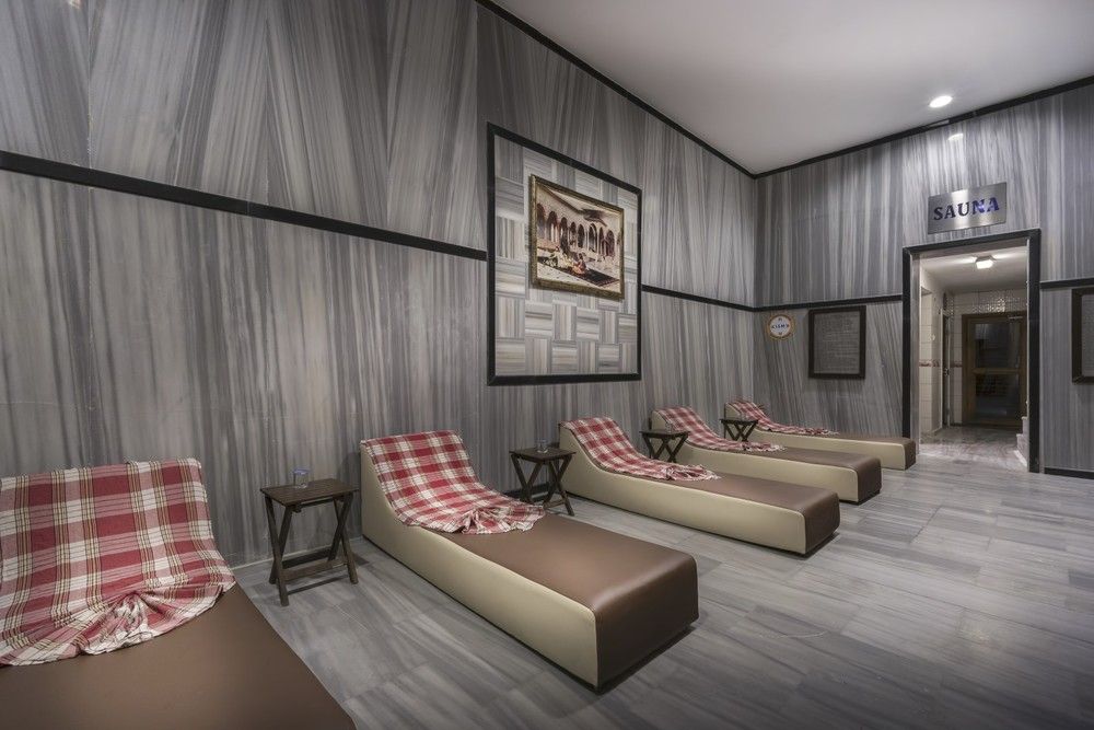 Rox Resort Hotel - 9