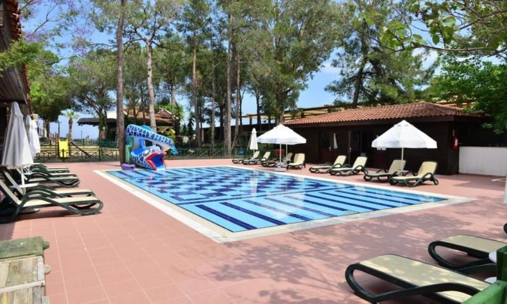 Champion Holiday Village    - 27