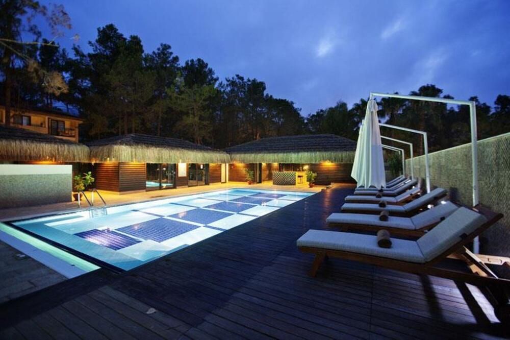 Champion Holiday Village    - 22