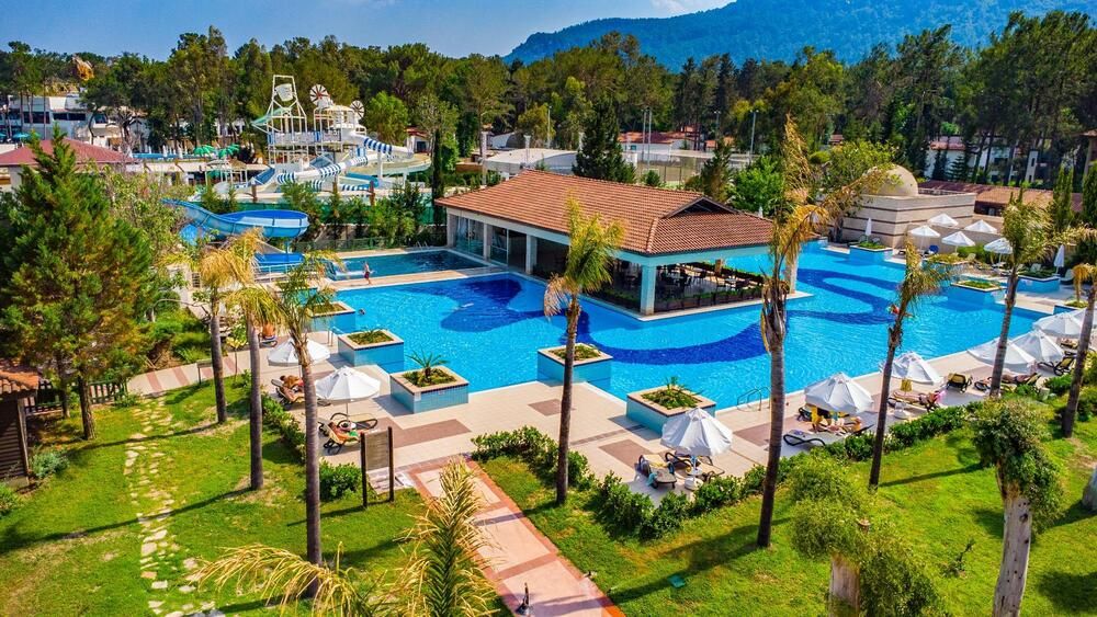 Champion Holiday Village    - 18