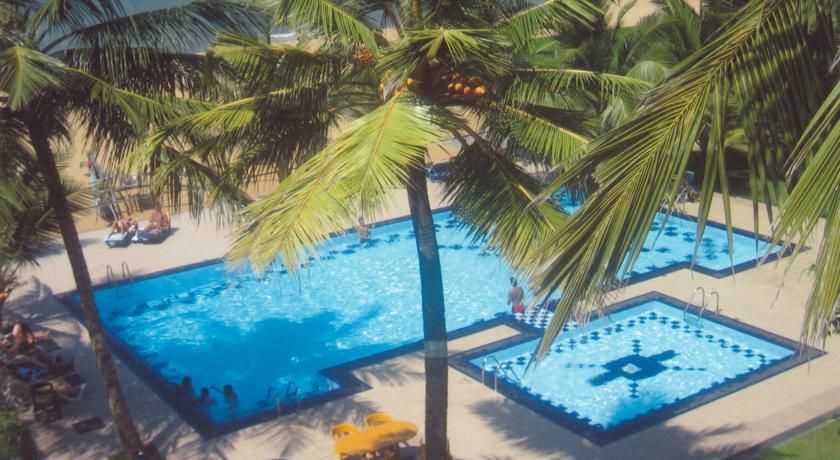 CAMELOT BEACH HOTEL - 6