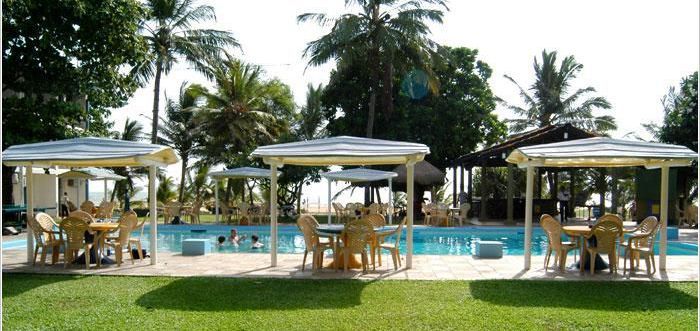 CAMELOT BEACH HOTEL - 4