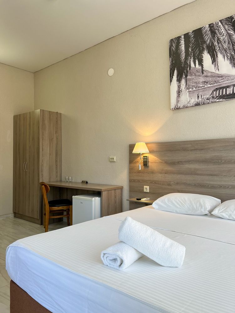 CLUB HOTEL BEREG EVKALIPTOV (БЕРЕГ ЭВКАЛИПТОВ), отель комфорт - 37