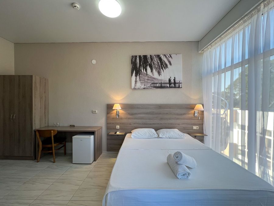 CLUB HOTEL BEREG EVKALIPTOV (БЕРЕГ ЭВКАЛИПТОВ), отель комфорт - 21