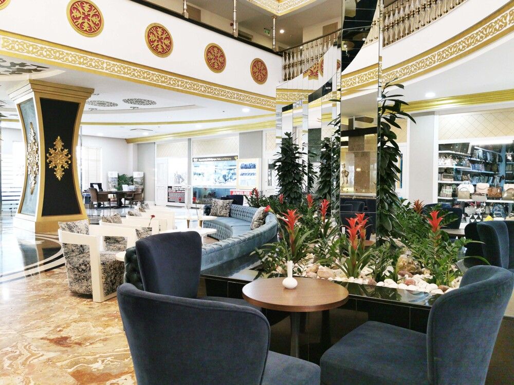 Side Crown Palace - 3