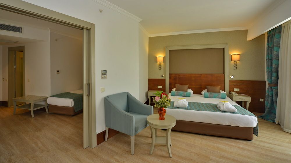 Side Crown Palace - 22