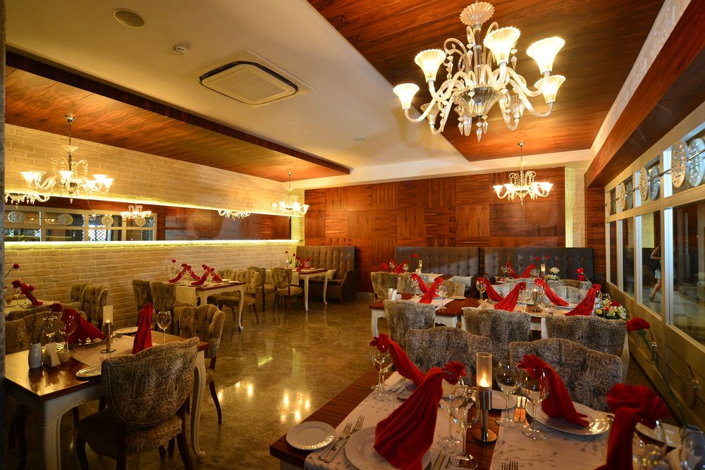 Side Crown Palace - 9