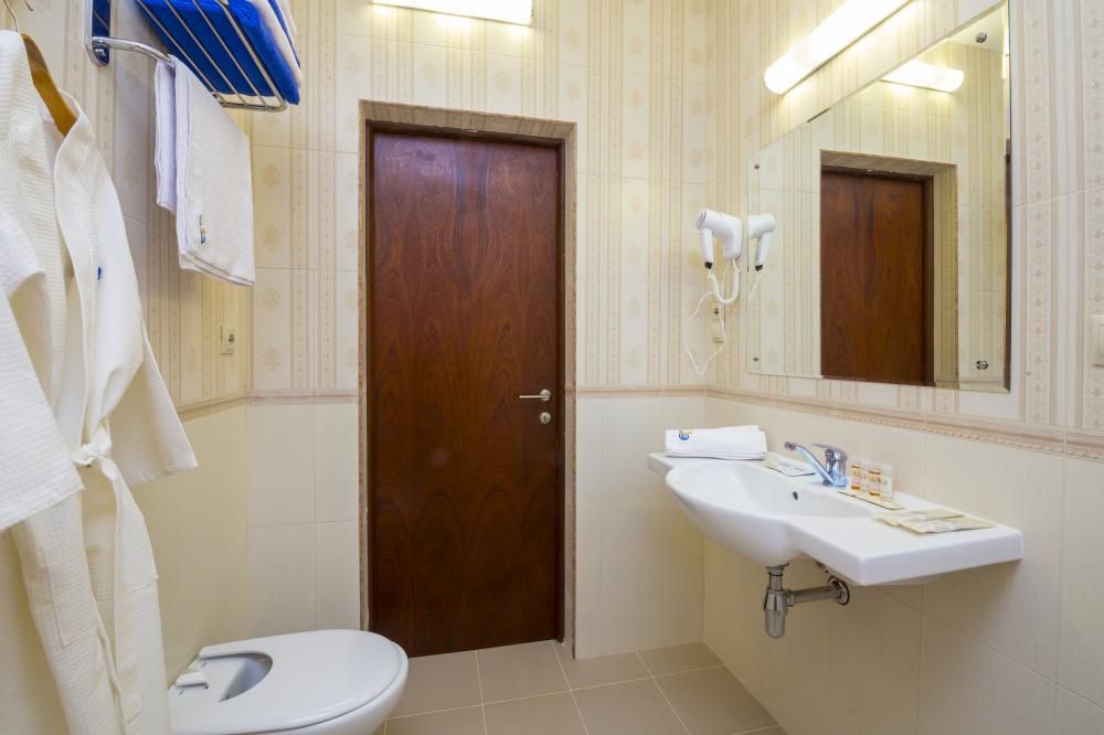 ЗОЛОТОЙ ЯКОРЬ, отель комфорт - 16