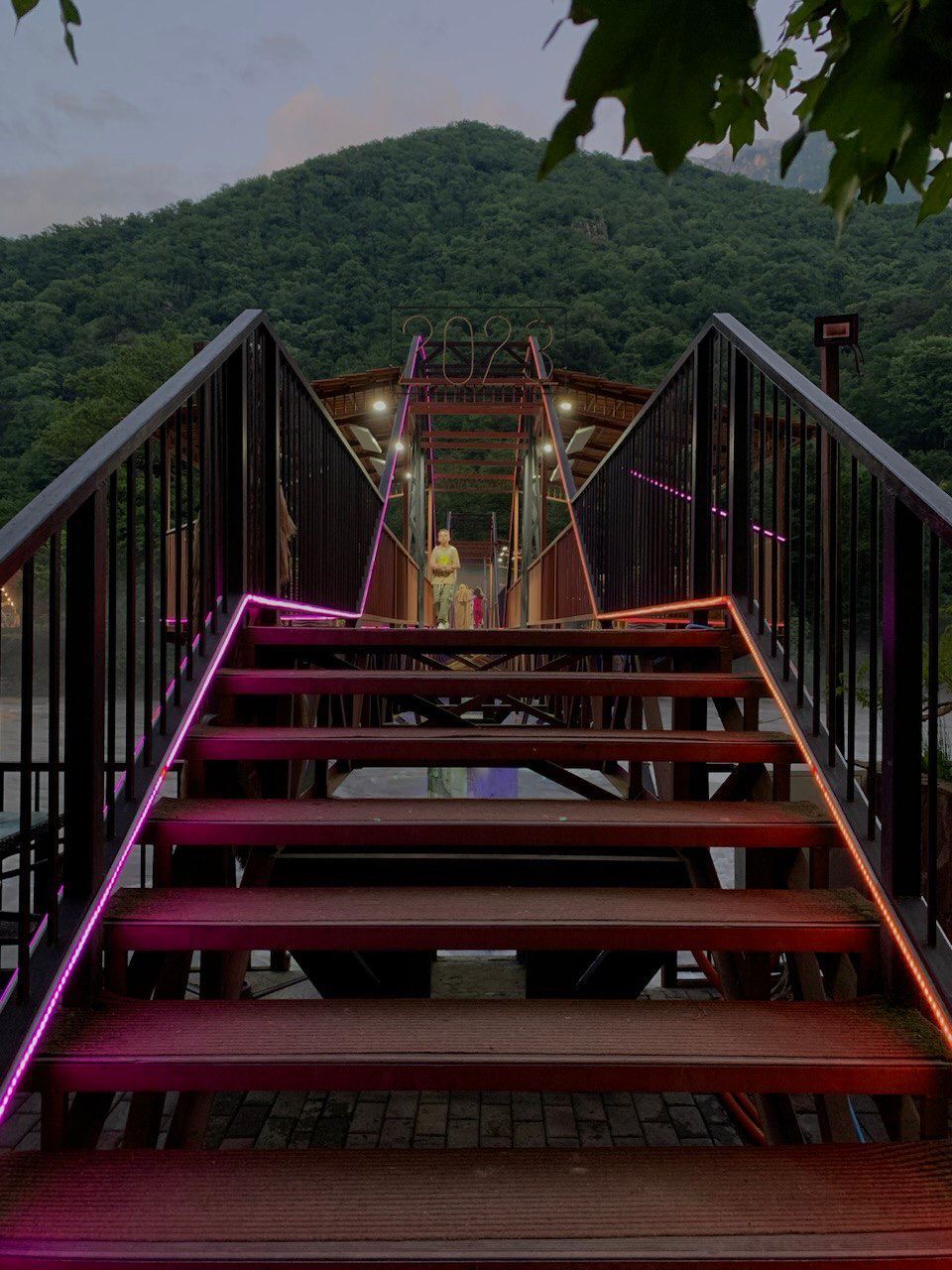 ШАЛЕ МОСТ - 22