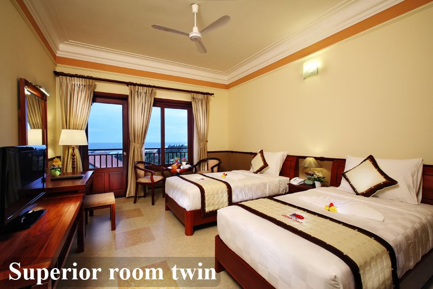 GOLDEN COAST RESORT - 4