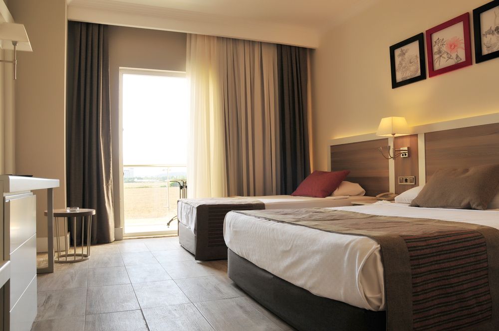 Port River Hotel & Spa - 111