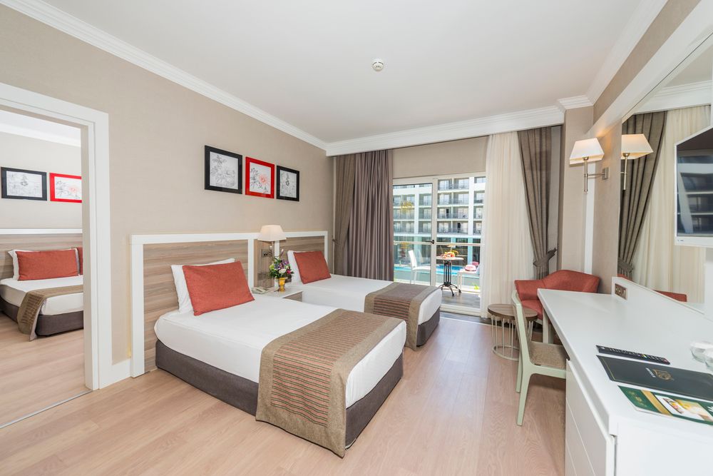 Port River Hotel & Spa - 95