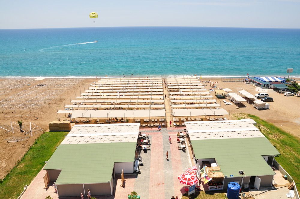 Port River Hotel & Spa - 9