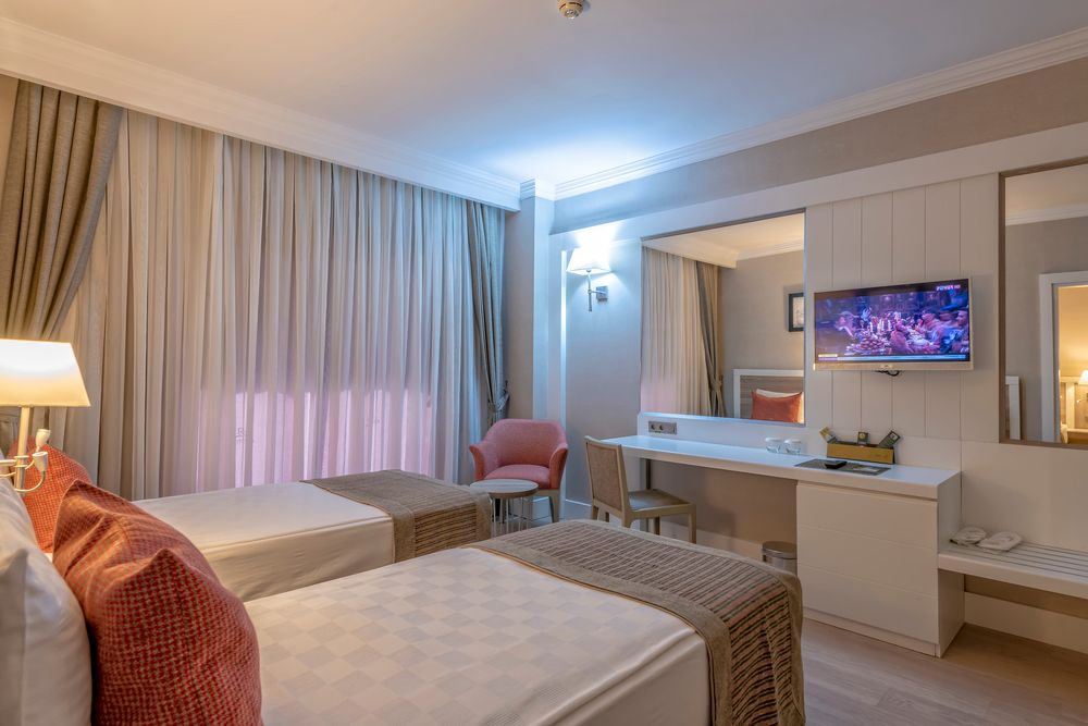 Port River Hotel & Spa - 90