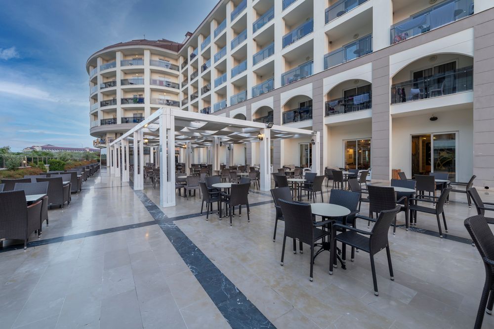 Port River Hotel & Spa - 46