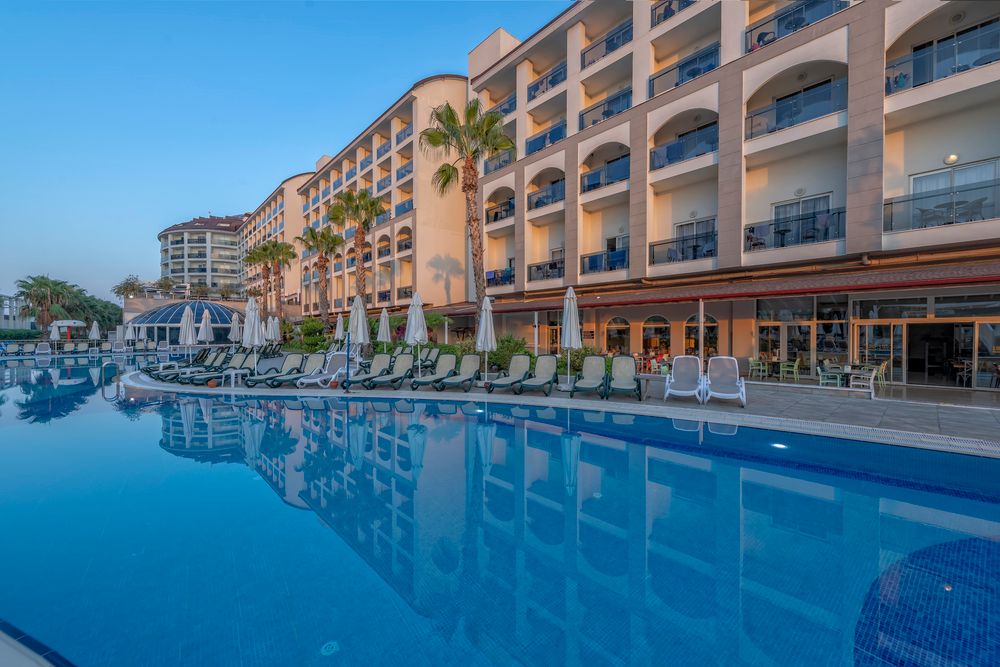 Port River Hotel & Spa - 13