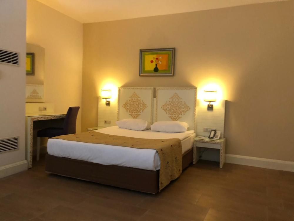 Crystal Admiral Aqua Collection - 96