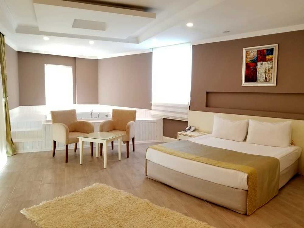 Crystal Admiral Aqua Collection - 90