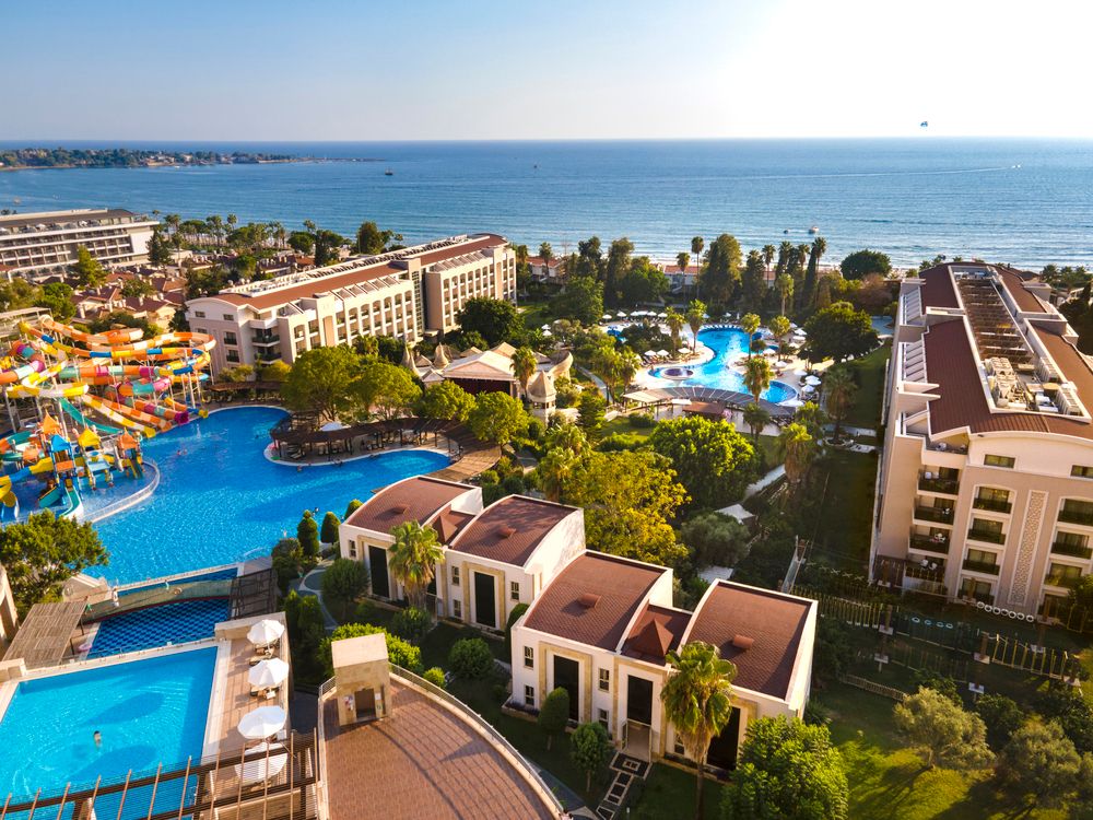 Horus Paradise Luxury Resort - 8