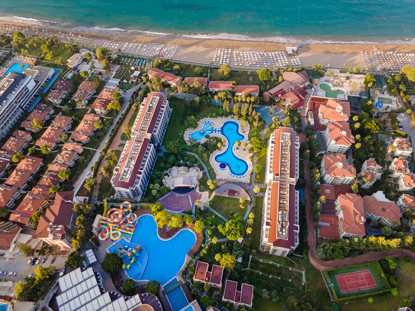 Horus Paradise Luxury Resort - 4