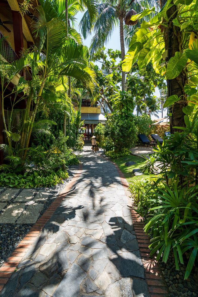 BAMBOO VILLAGE RESORT - 8