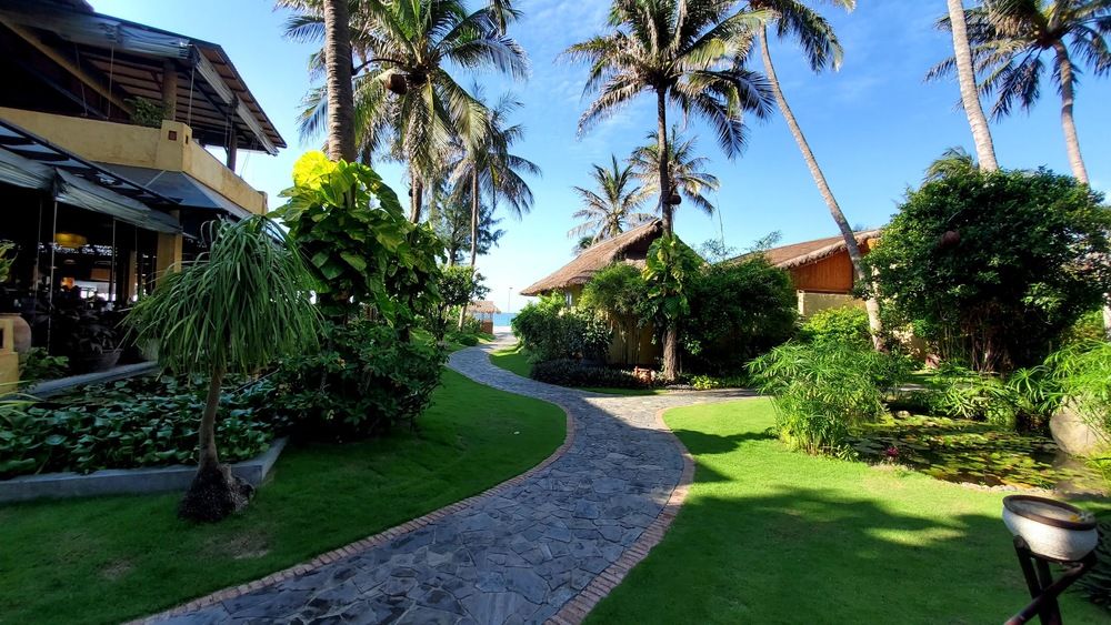 BAMBOO VILLAGE RESORT - 3