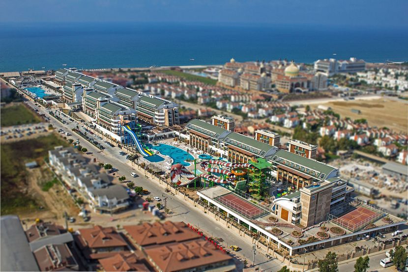 Crystal Waterworld Aqua Collection - 1