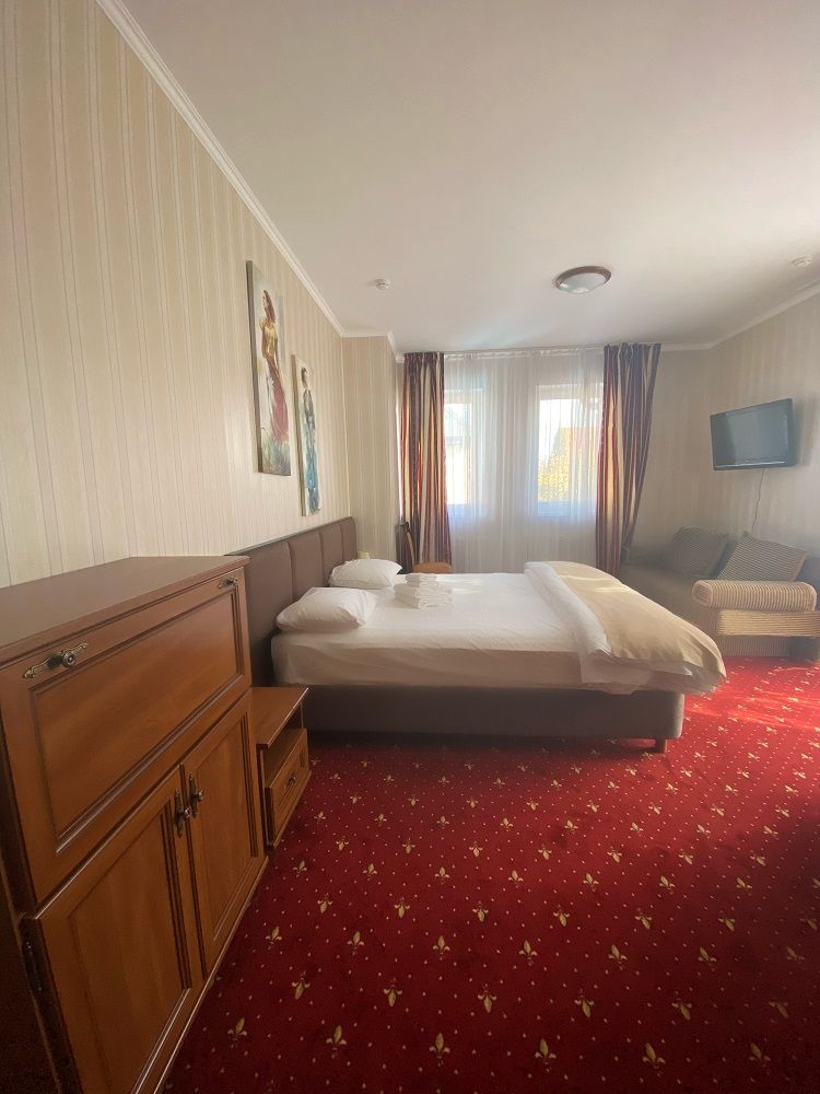 РЕНЕССАНС, отель - 25